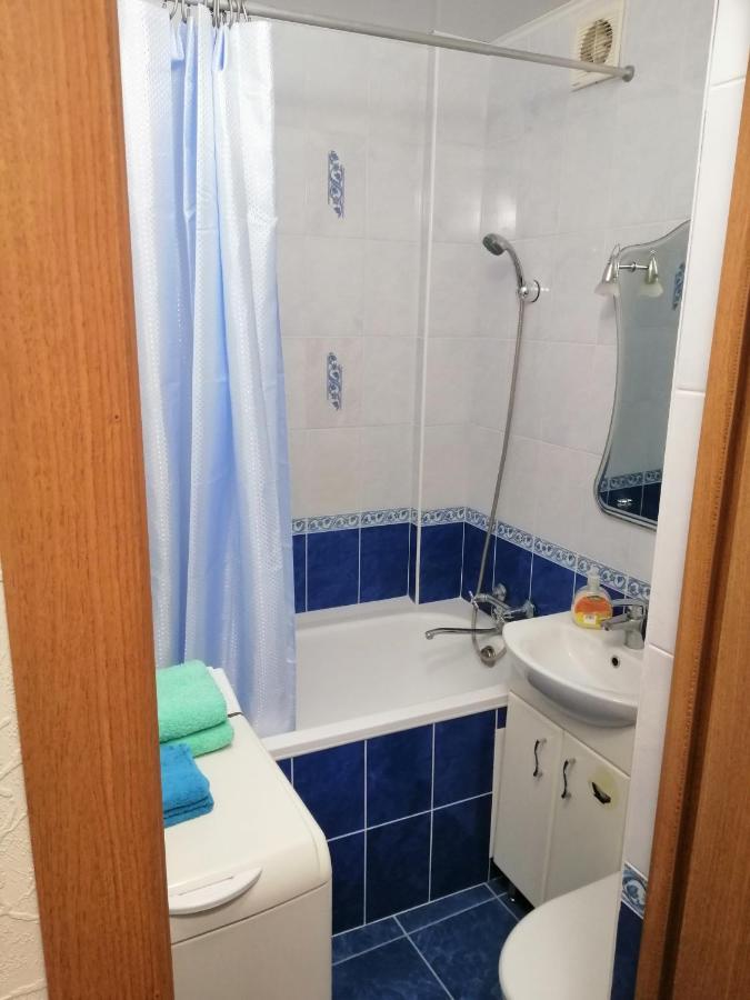 Уютная Квартира На Лётной 6 Chernihiv Exterior photo